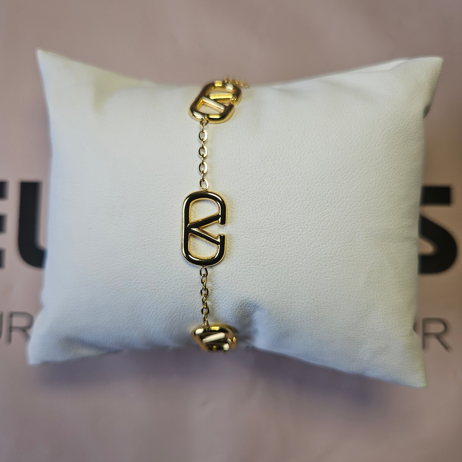 Minimalist VLogo Signature Bracelet
