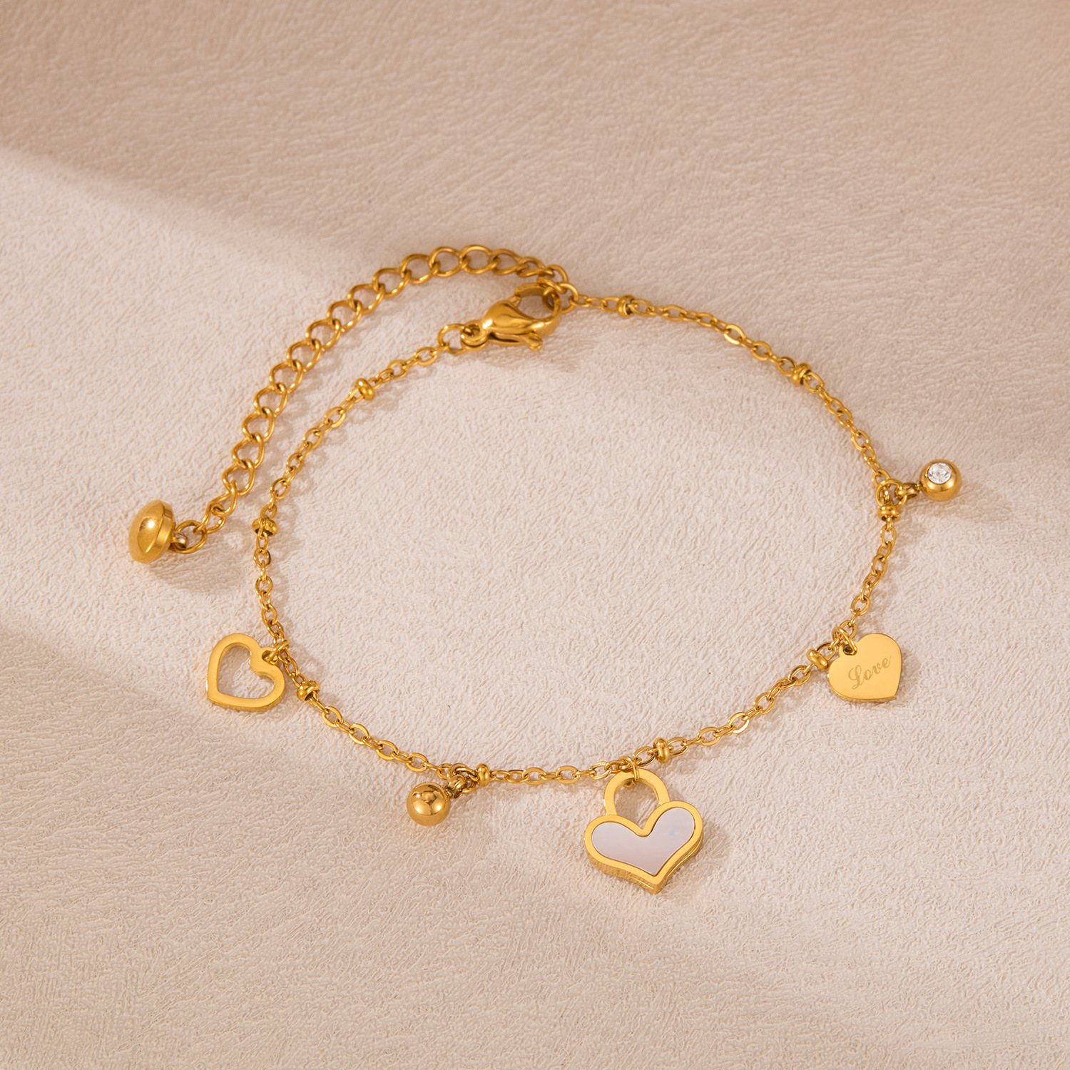 Dangling Heart Charm Bracelet